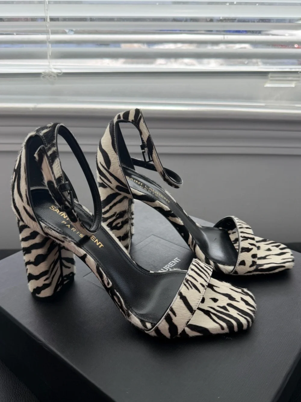 Saint Laurent Pony Haired Zebra heels - Picture 2 of 5